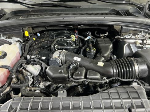 Used 2023 Jeep Grand Cherokee L Limited image 32