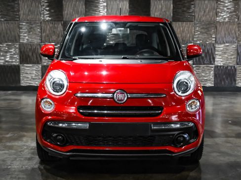 Used 2020 FIAT 500L Pop w/ Chrome Appearance Group FWD image 4