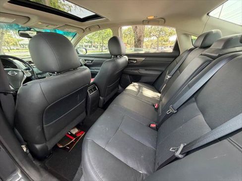 Used 2013 Nissan Altima 2.5 SL w/ Technology Pkg FWD image 22