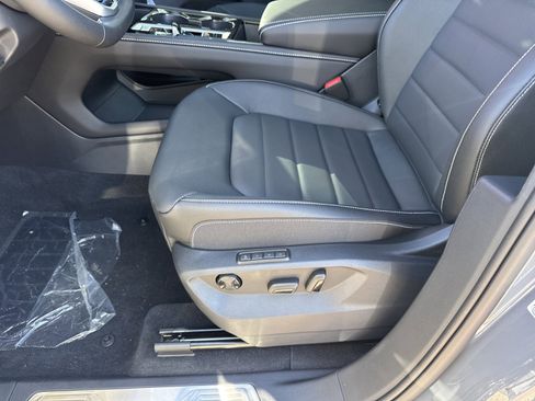 New 2026 Volkswagen Atlas SEL image 13