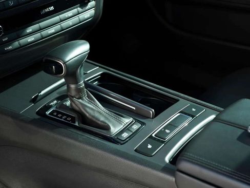 Used 2019 Genesis G80 3.8 AWD/4WD image 33