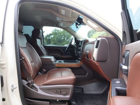 Used 2014 Chevrolet Silverado 1500 High Country w/ High Country Premium Package AWD/4WD image 22