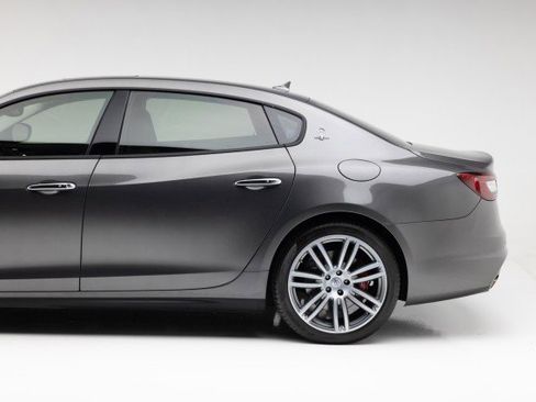 Used 2017 Maserati Quattroporte S GranSport Q4 image 23