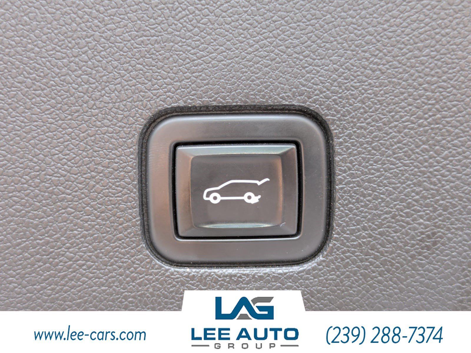 Used 2020 Cadillac XT6 Sport AWD/4WD image 12