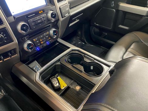 Used 2018 Ford F250 Platinum w/ Platinum Ultimate Package image 20