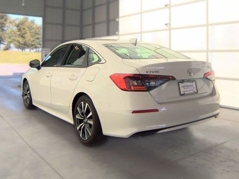Used 2024 Honda Civic EX image 8