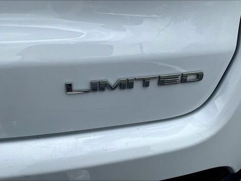 Used 2025 Jeep Compass Limited AWD/4WD image 24