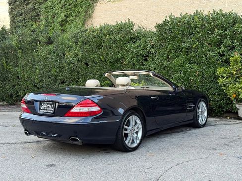 Used 2008 Mercedes-Benz SL 550 image 5