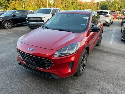 Used 2021 Ford Escape SE w/ SE Sport Appearance Package