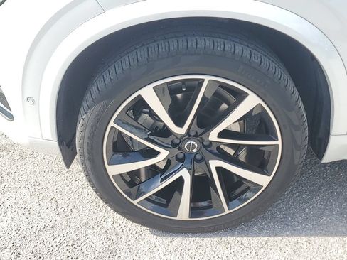 Used 2023 Volvo XC90 B6 Plus w/ Protection Package AWD/4WD image 13