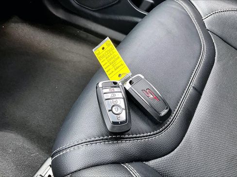 Used 2023 Ford Explorer ST w/ Equipment Group 401A AWD/4WD image 15