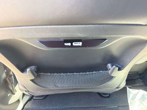 New 2026 Chrysler Pacifica Select FWD image 10