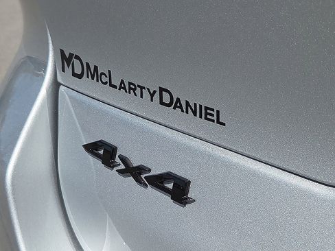 New 2026 Jeep Grand Cherokee L Limited AWD/4WD image 8