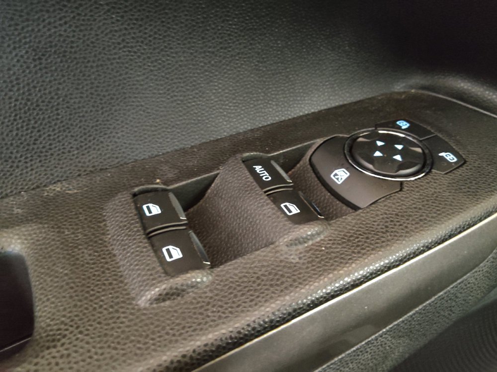 Used 2019 Ford EcoSport SE FWD image 27
