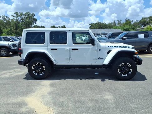 Used 2024 Jeep Wrangler Unlimited Rubicon 4xe AWD/4WD image 8