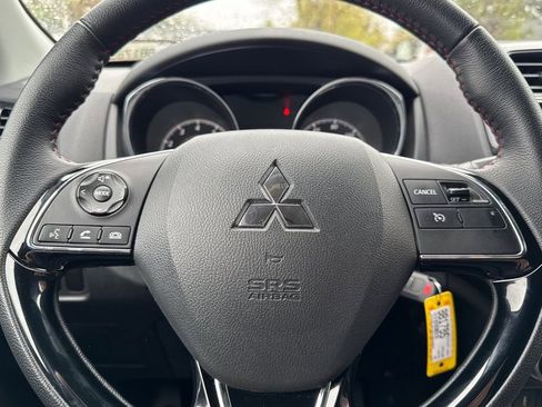 Used 2025 Mitsubishi Outlander Sport ES AWD/4WD image 22