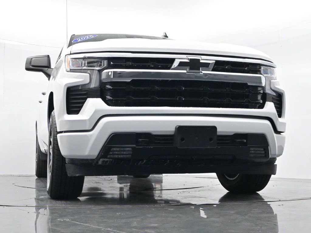 Used 2025 Chevrolet Silverado 1500 RST w/ LPO, Liner Protection Package AWD/4WD image 26