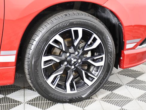Used 2018 Mitsubishi Outlander GT AWD/4WD image 53
