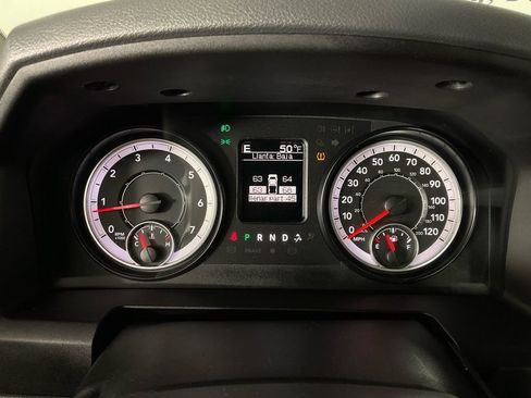 Used 2016 RAM 2500 SLT image 25