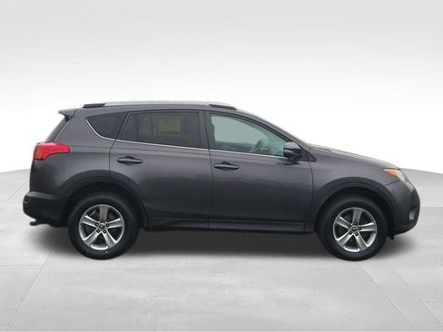 Used 2015 Toyota RAV4 XLE image 7