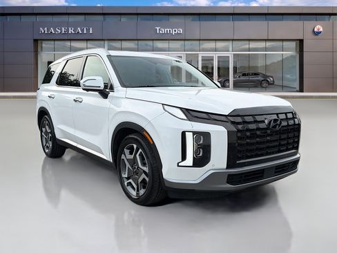 Used 2024 Hyundai Palisade Limited AWD/4WD image 1