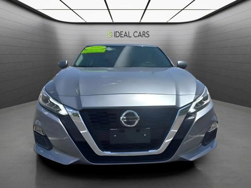 Used 2022 Nissan Altima 2.5 SV FWD image 2