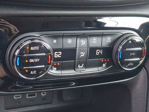 Used 2023 Buick Encore GX Select w/ Sport Touring Package FWD image 15