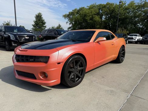 Used 2010 Chevrolet Camaro SS w/ RS Package RWD image 1