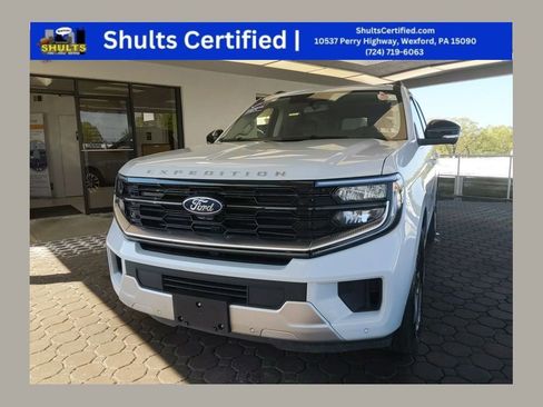 Certified 2025 Ford Expedition Platinum AWD/4WD image 1