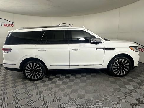Used 2023 Lincoln Navigator Black Label AWD/4WD image 11