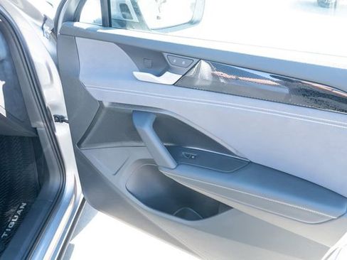 New 2026 Volkswagen Tiguan SE FWD image 48
