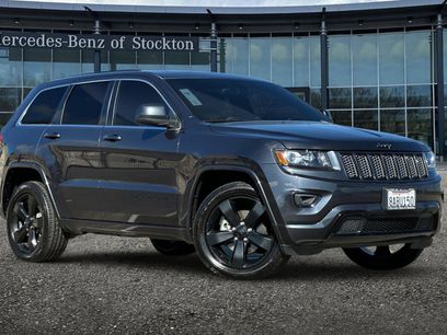 Used 2015 Jeep Grand Cherokee Altitude