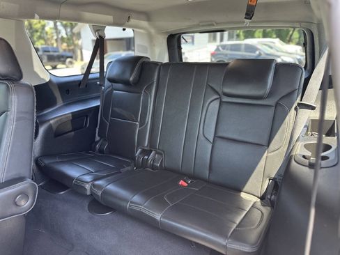 Used 2019 GMC Yukon XL Denali RWD image 26