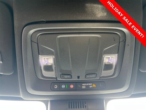 Used 2023 GMC Sierra 1500 AT4 image 25