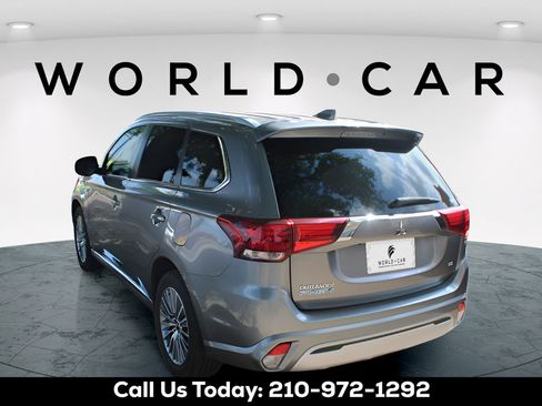 Used 2022 Mitsubishi Outlander SEL AWD/4WD image 4