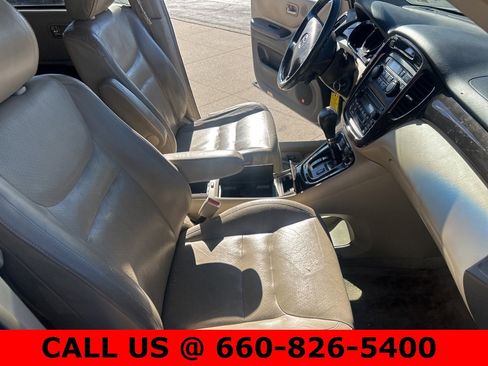 Used 2003 Toyota Highlander Limited image 14