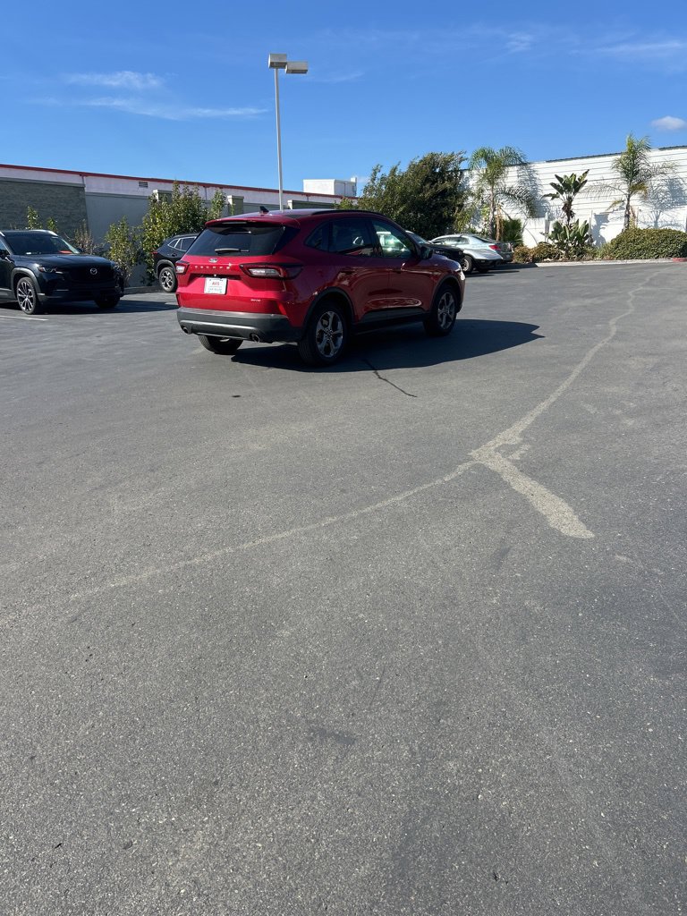 Used 2026 Ford Escape ST-Line AWD/4WD image 6