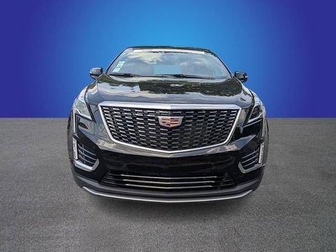 Certified 2025 Cadillac XT5 Premium Luxury AWD/4WD image 9