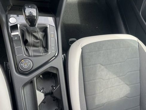 New 2026 Volkswagen Taos SE AWD/4WD image 15