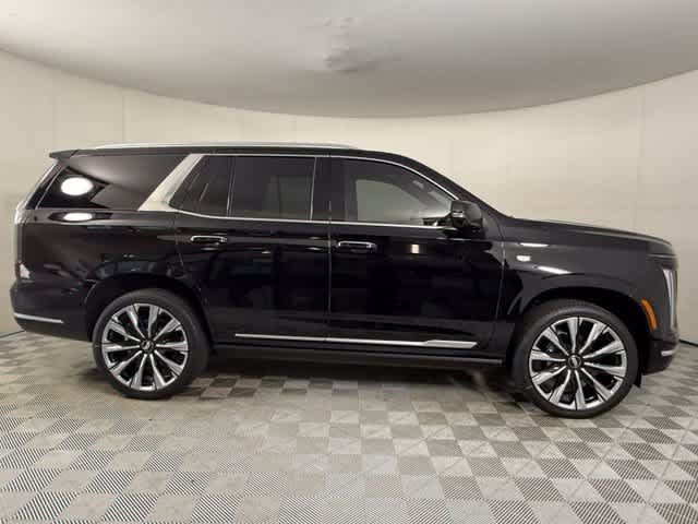 New 2026 Cadillac Escalade Luxury w/ Touring Package AWD/4WD image 9