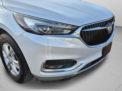 Used 2018 Buick Enclave Essence FWD image 35