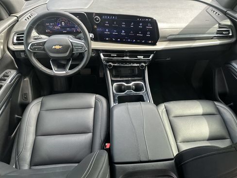 Used 2026 Chevrolet Traverse LT FWD image 22