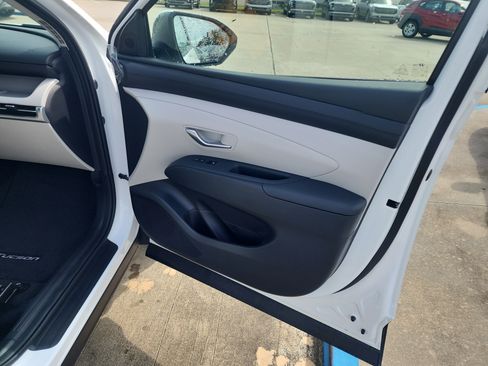 Used 2026 Hyundai Tucson SEL Plus FWD image 11