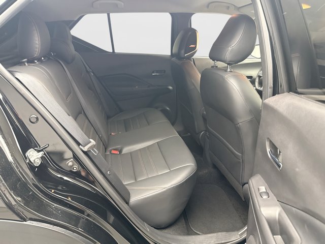 Used 2020 Nissan Kicks SR w/ SR Premium Package FWD image 18