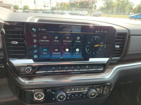 Used 2023 Chevrolet Silverado 1500 LT image 23