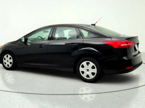 Used 2016 Ford Focus S FWD image 7