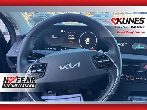 Used 2024 Kia EV6 Wind image 27