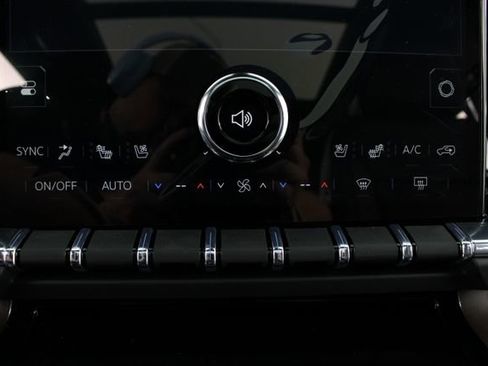 New 2026 GMC Yukon Denali AWD/4WD image 7