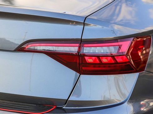 Used 2020 Volkswagen Jetta S image 11