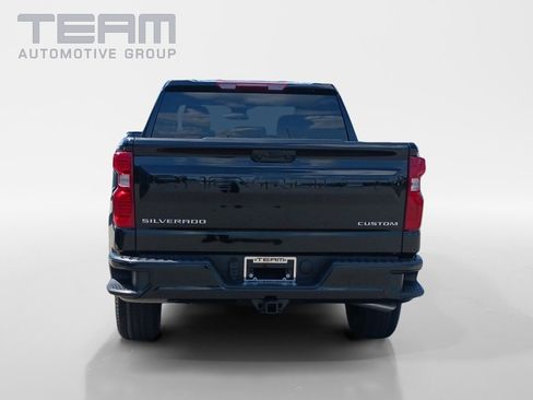 New 2025 Chevrolet Silverado 1500 Custom image 6